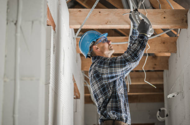 Best Local Electrician Companies  in Wolcott, IN